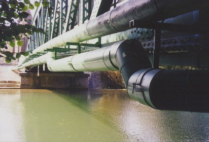 Vacuum Sewer Main crossing the river, Chappes, France